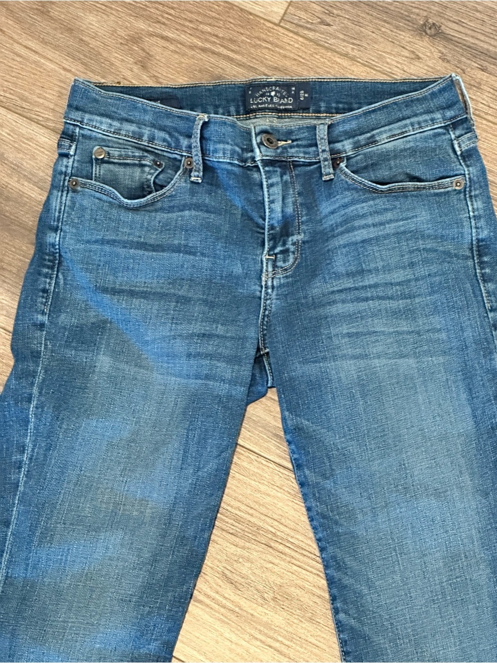 Lucky Brand Sweet Boot Denim Jeans in Bootcut Size 6 28 - Picture 3 of 9